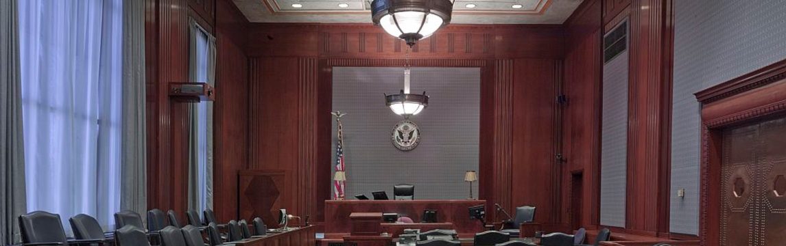 Несуществующие уведомления суда: как пограничники не пускают  просителей убежища в США