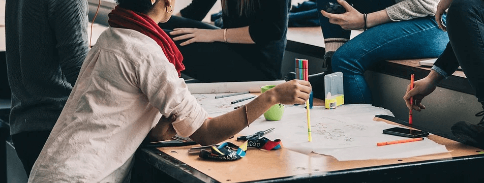 Отменено требование о продлении старого статуса при его смене на студенческий (F-1)