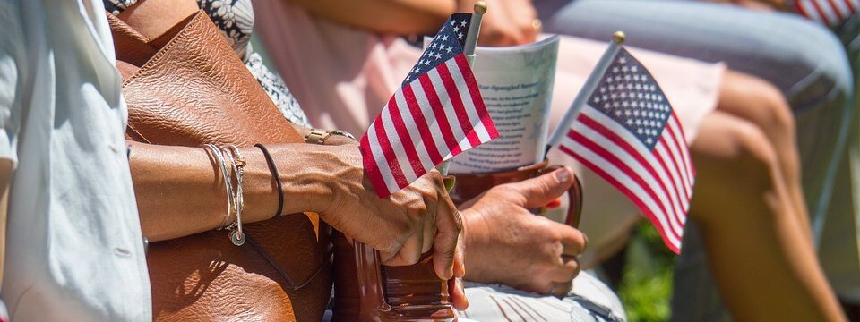 Разрешение на работу в США для супругов-иждивенцев L-2, E и H-4